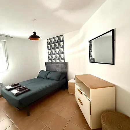 Terrace, Aircon Garage, Elevator, Near Downtown